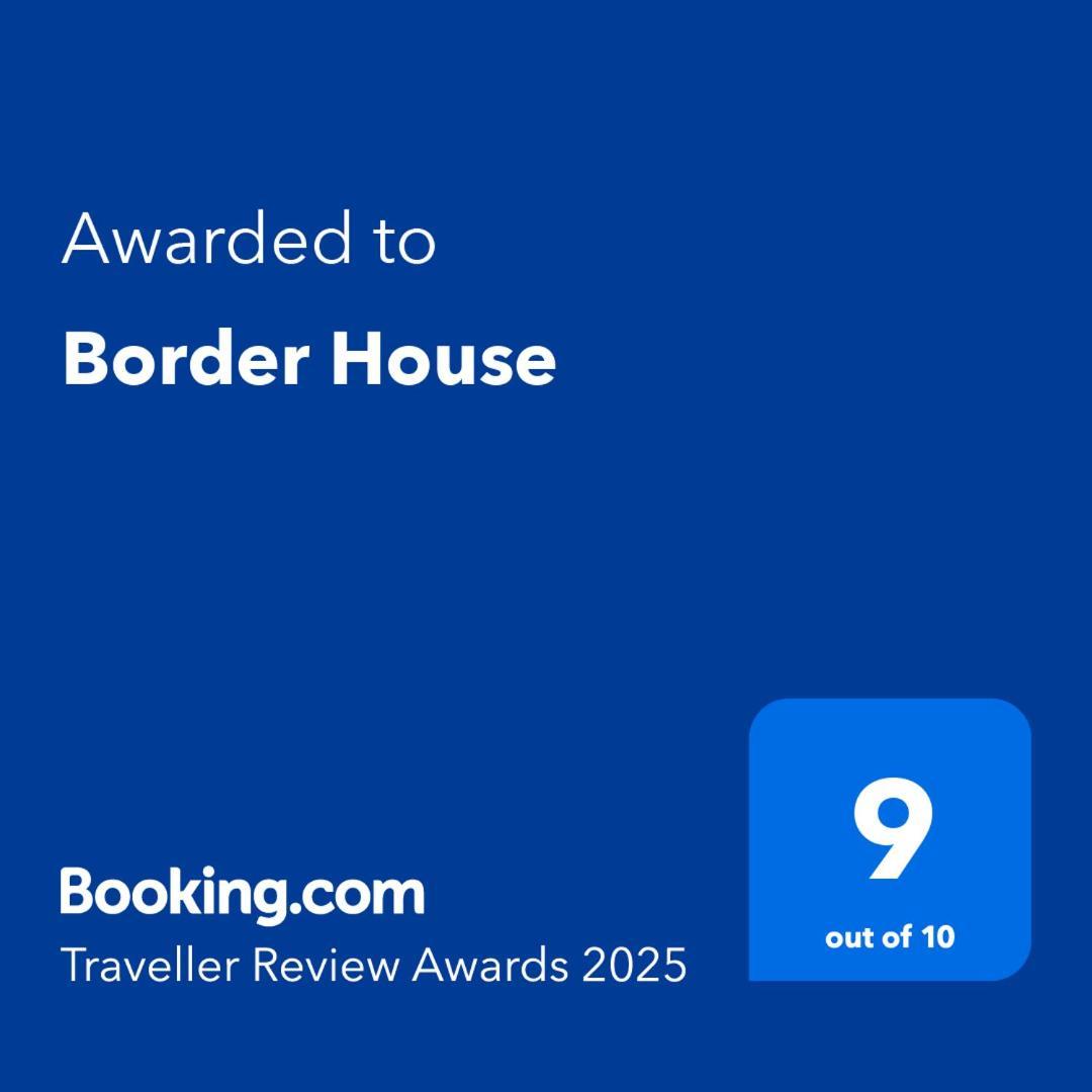 Border House Apartment Гориция Екстериор снимка